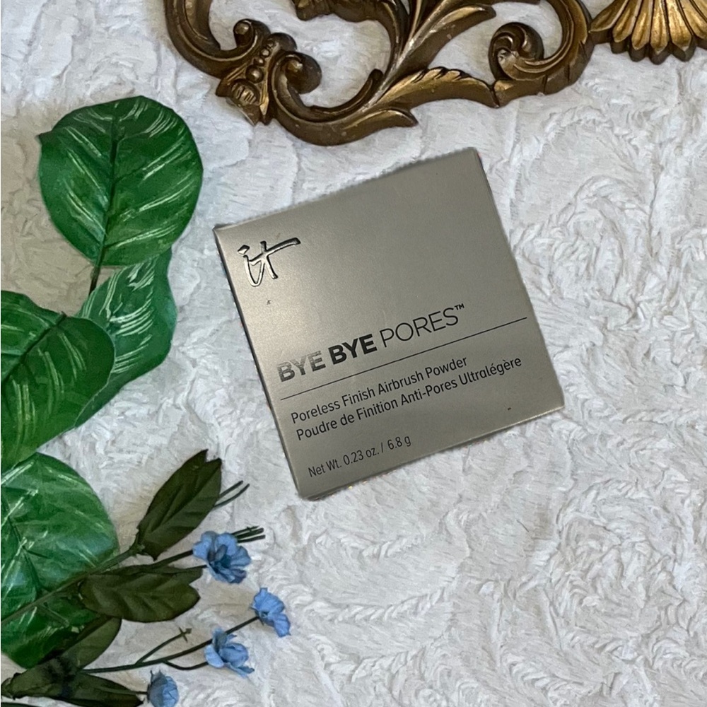 NEW IT Cosmetics Bye Bye Pores